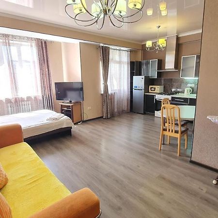 Orange Apartment With Panoramic View Bishkek Exterior foto