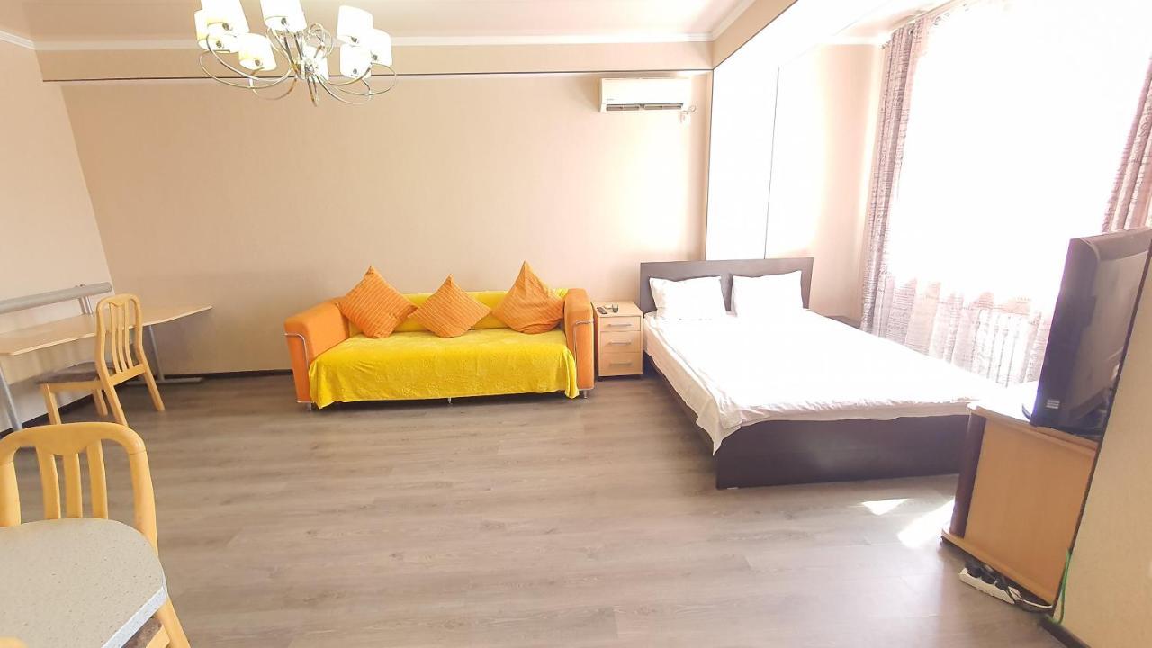 Orange Apartment With Panoramic View Bishkek Exterior foto